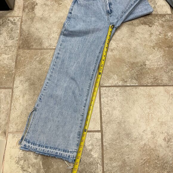 Princess Polly Wide Leg Side Slit Jeans Size 4 Light Wash - Picture 9 of 15